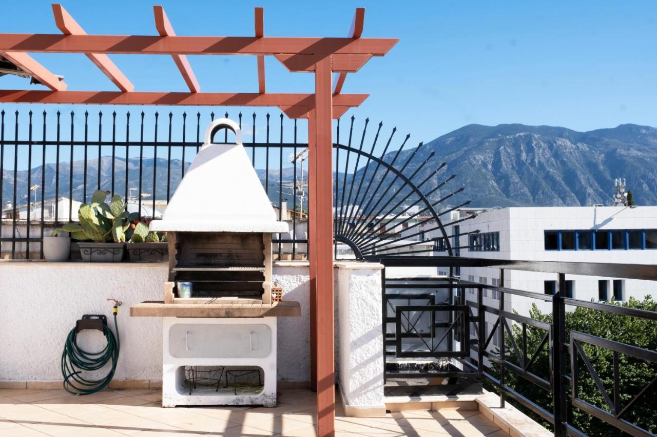 The Home Sweet Home - Family Friendly 2 Floor Apartment Calamata Exterior foto